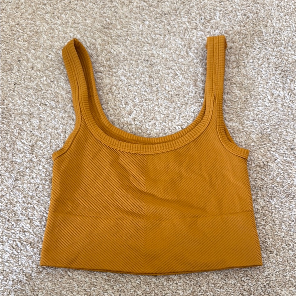 NIKIBIKI TOP